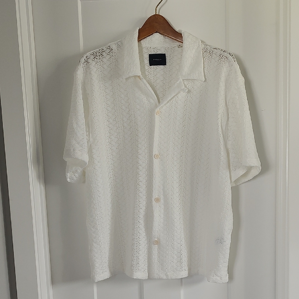 PacSun Men's Pointelle Button Up Camp Shirt Size M